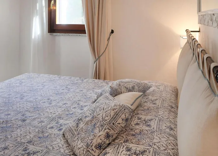 Ferienhaus Omer By Interhome